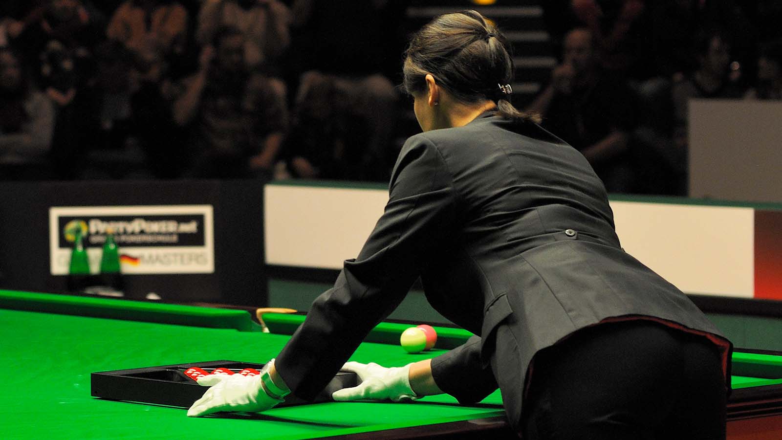 Top 7 Female Snooker Referees of All Time